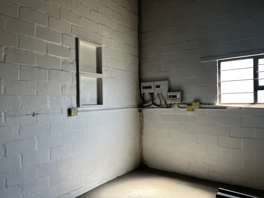 Commercial Property for Sale in Struisbaai Western Cape